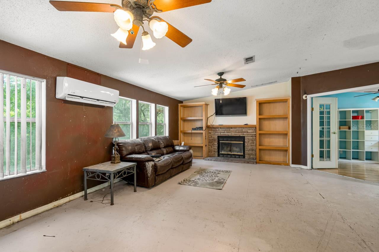 12730 BULLFROG CREEK RD — photo 21