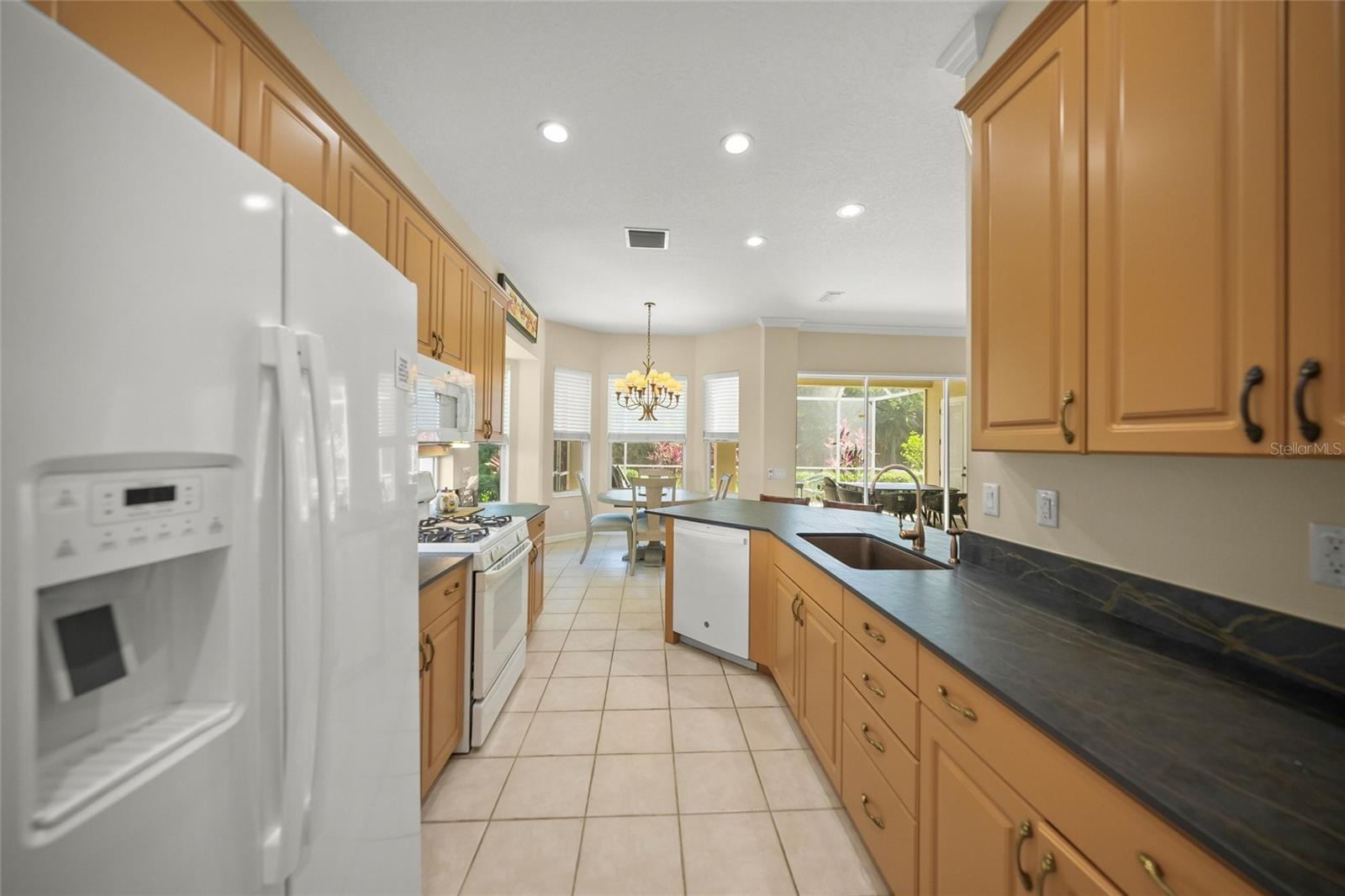 6923 LENNOX PL — photo 18