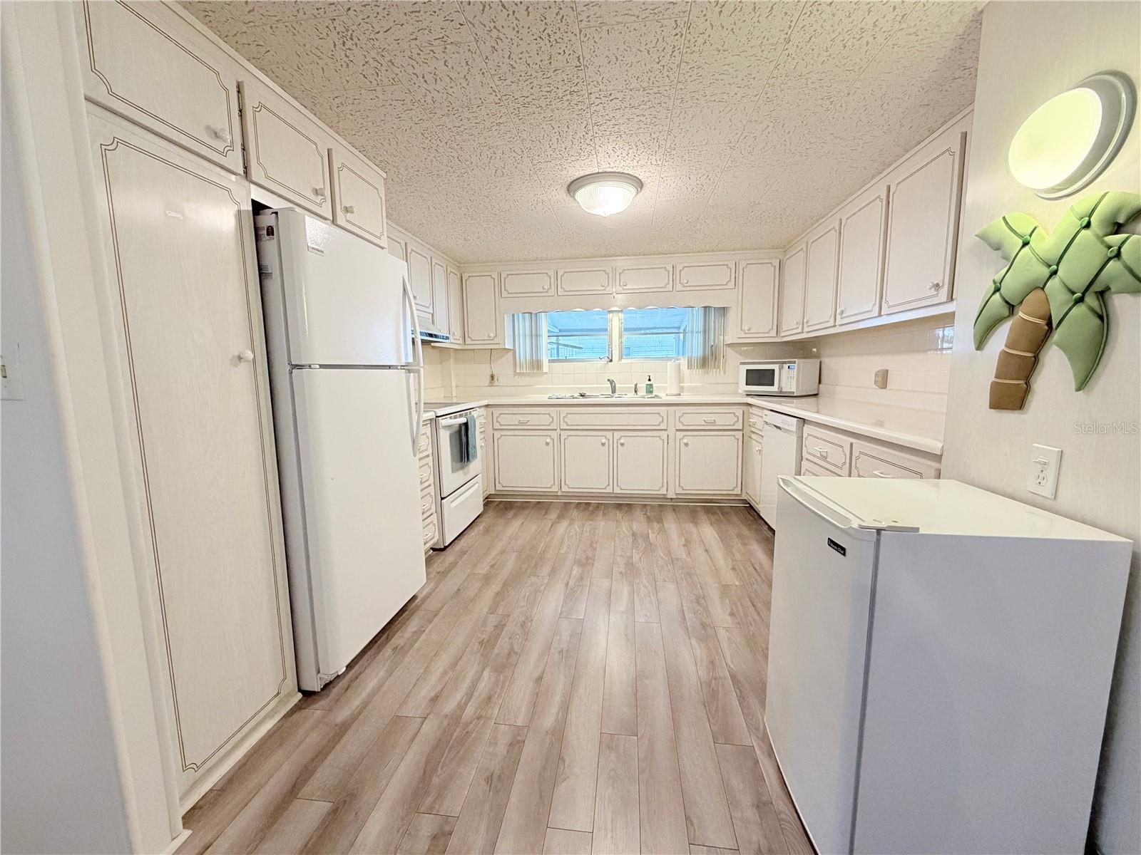 2331 BELLEAIR RD #529 — photo 3