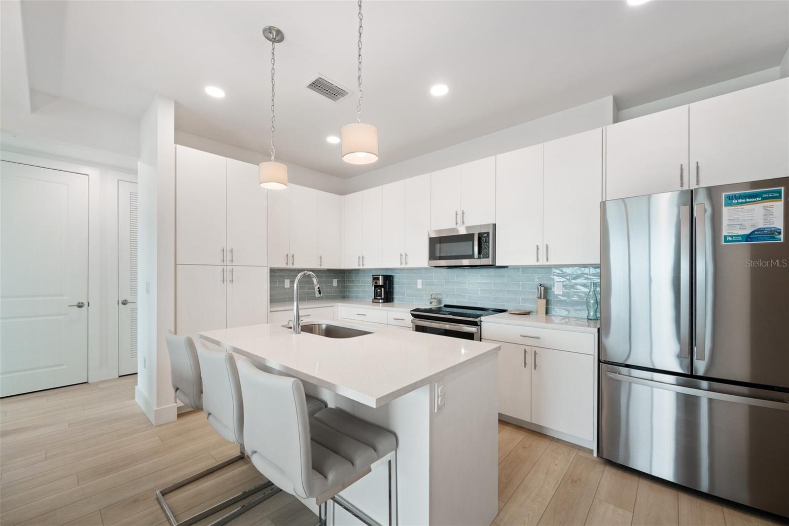 300 150TH AVE #510 — photo 12