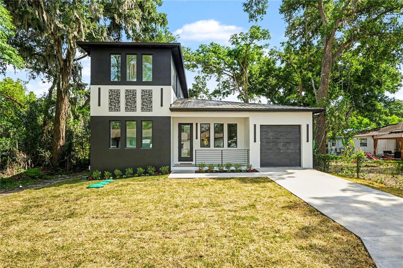 105 GARLAND AVE — photo 3