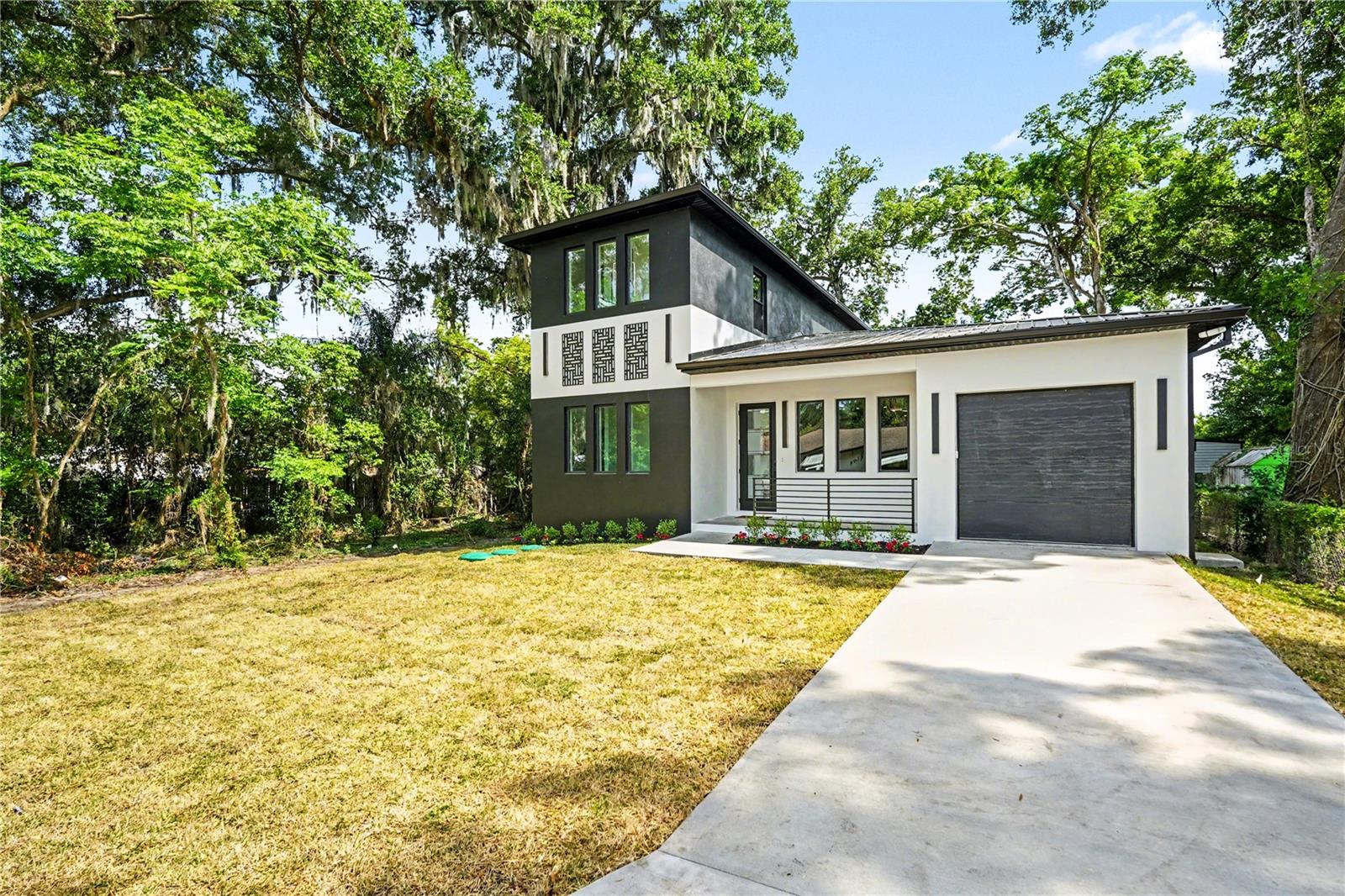 105 GARLAND AVE — photo 4