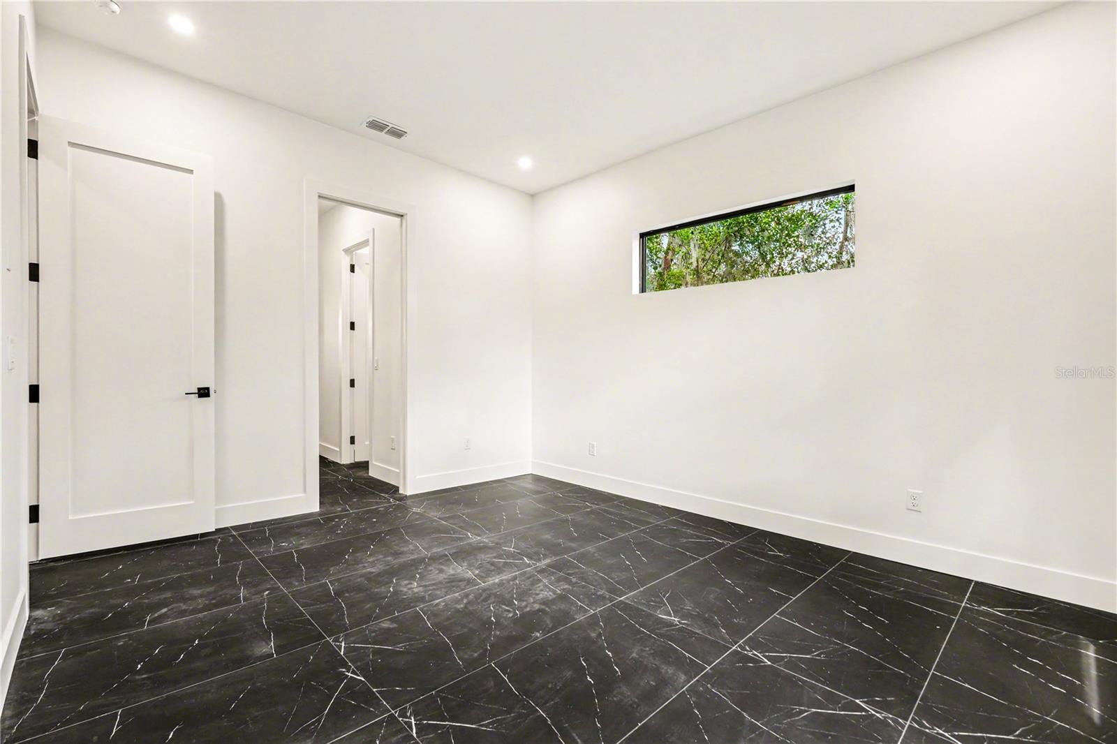 105 GARLAND AVE — photo 32