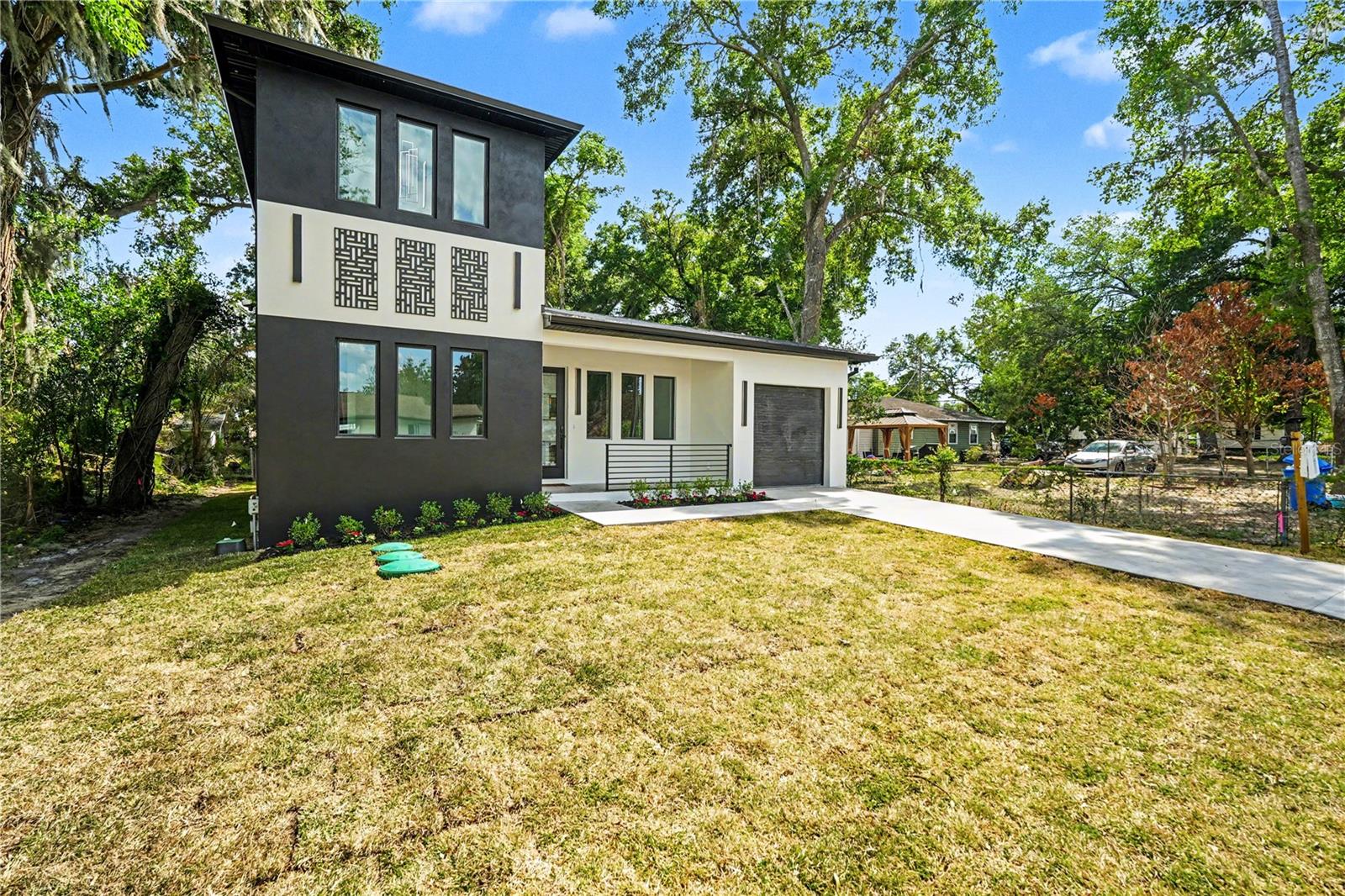 105 GARLAND AVE — photo 5