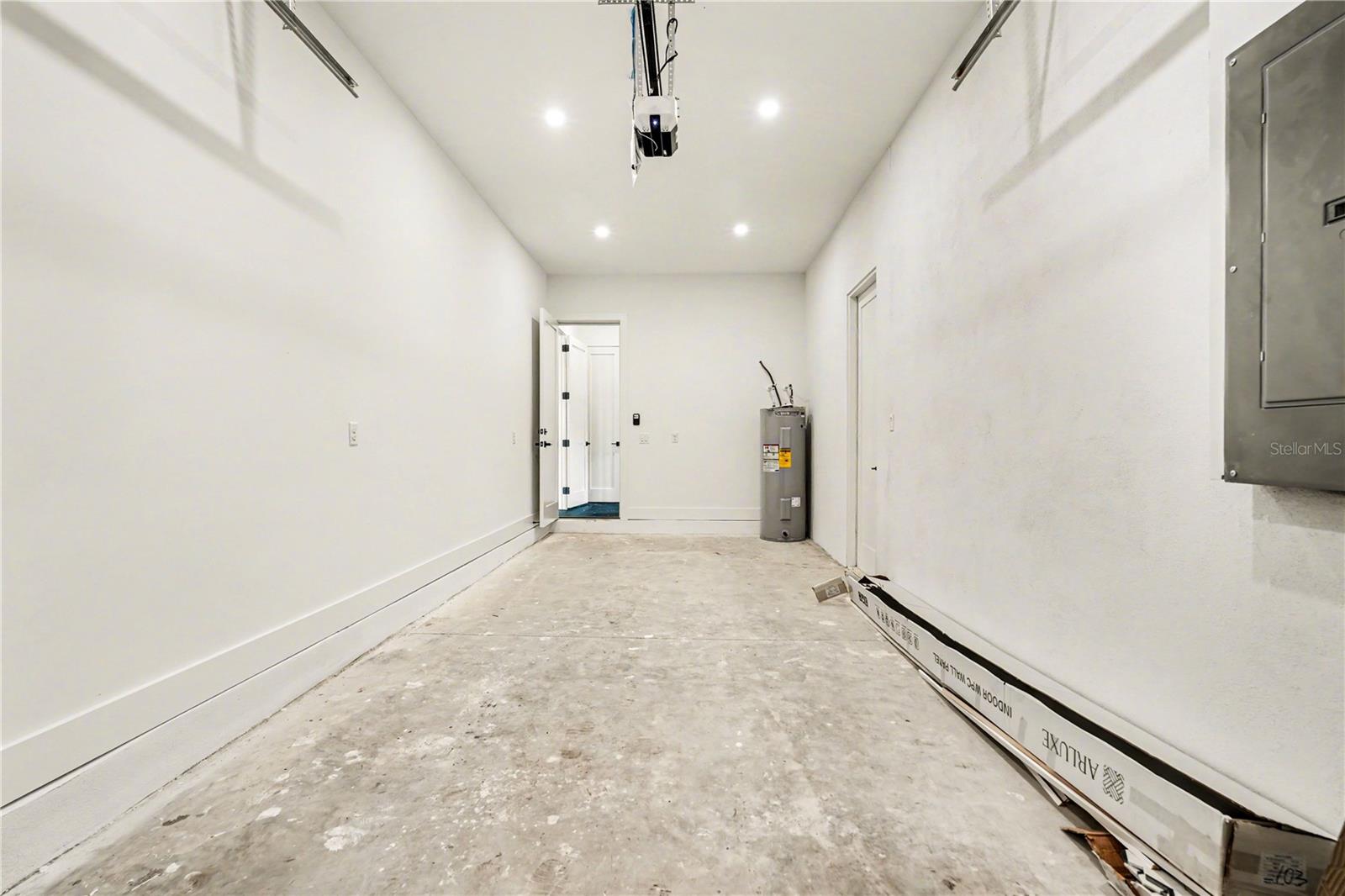 105 GARLAND AVE — photo 37