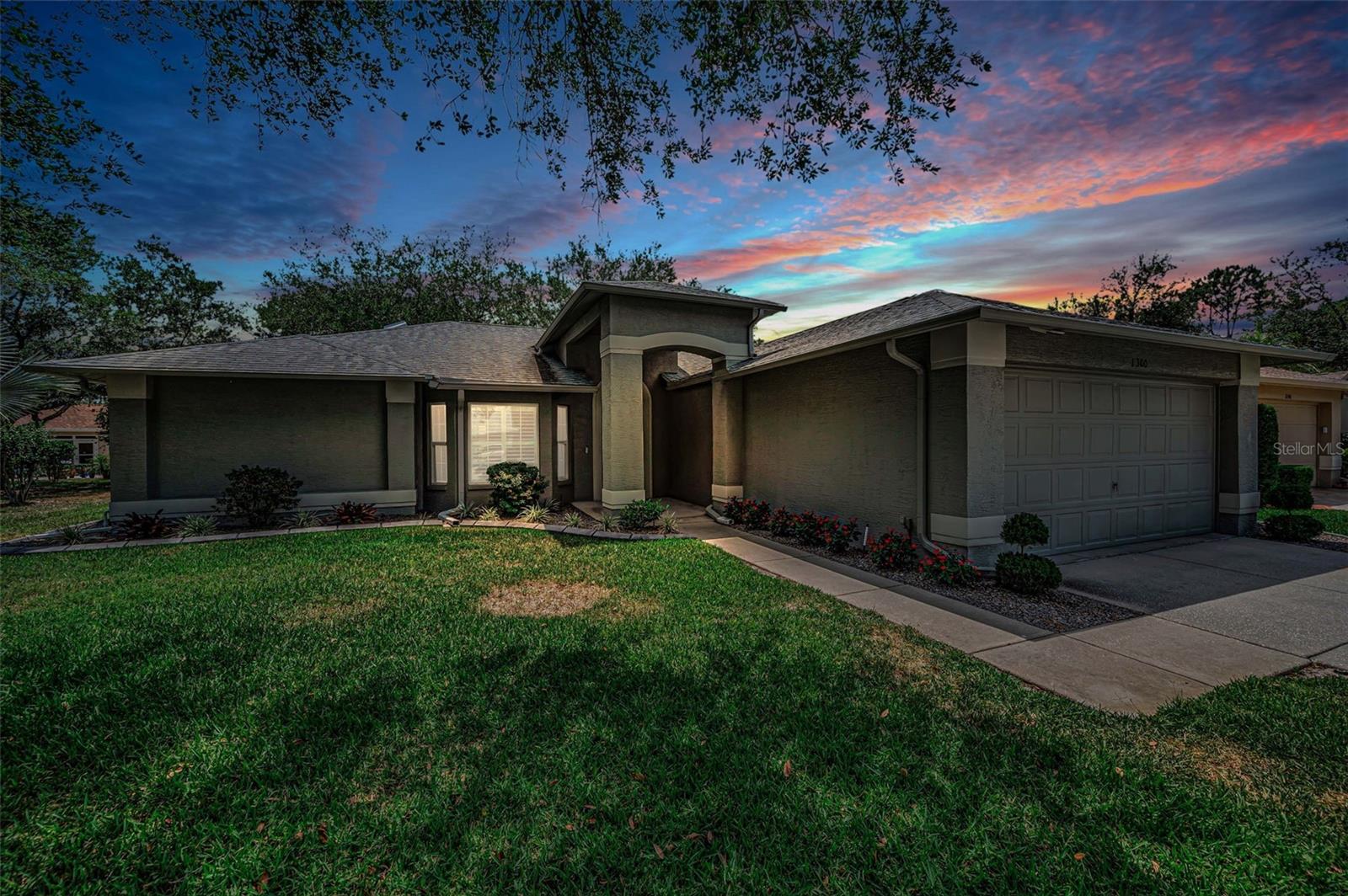 1300 FALLOWFIELD DR — photo 2
