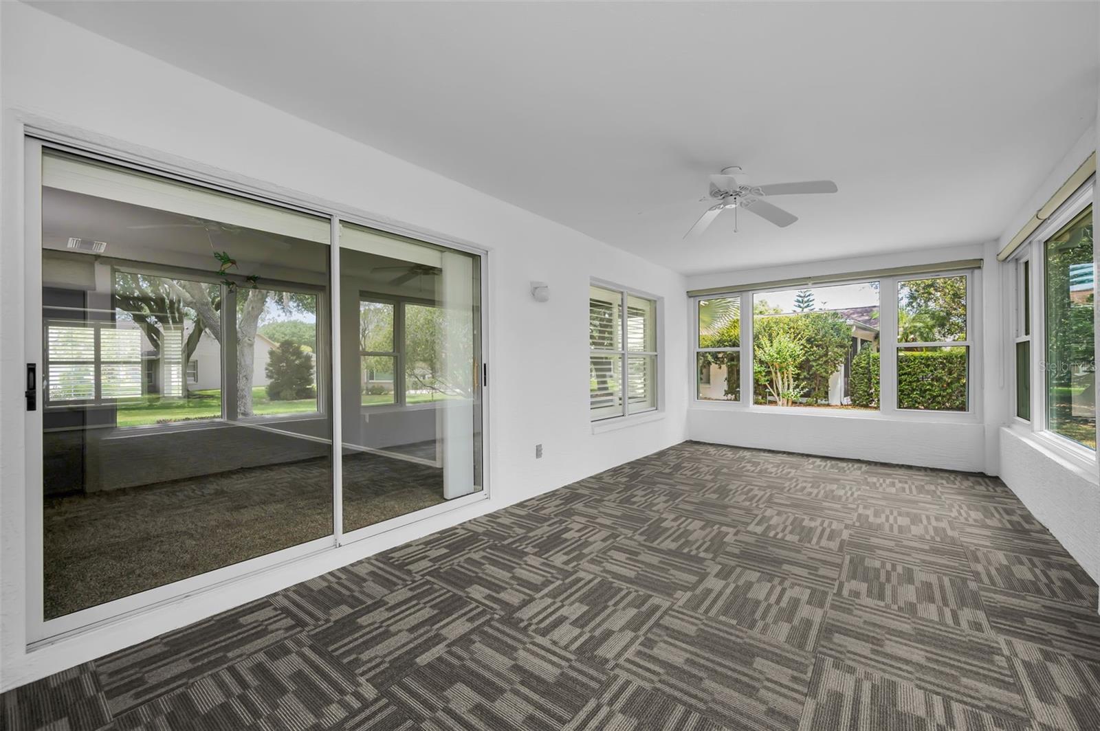 1300 FALLOWFIELD DR — photo 26