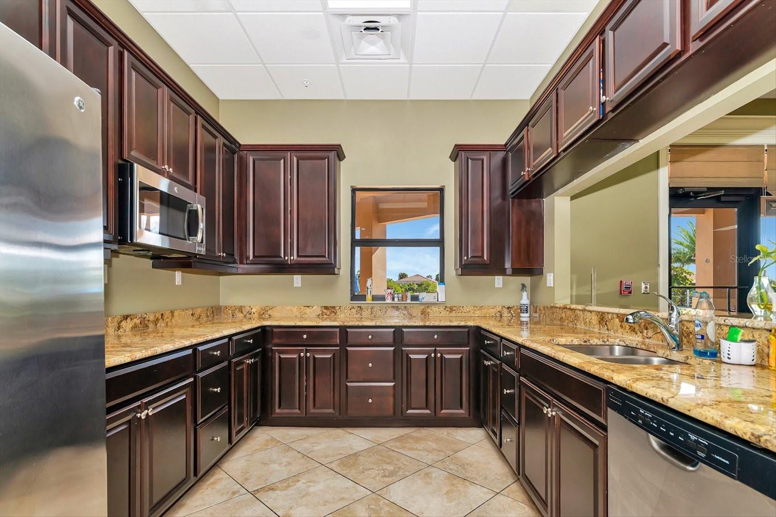 157 WANDERING WETLANDS CIR — photo 48
