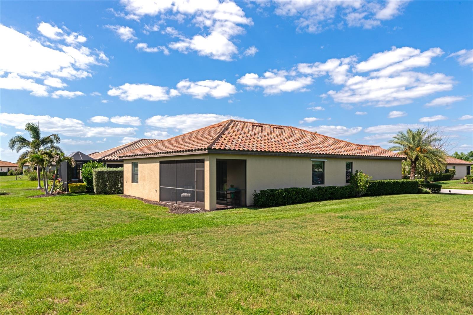 157 WANDERING WETLANDS CIR — photo 3