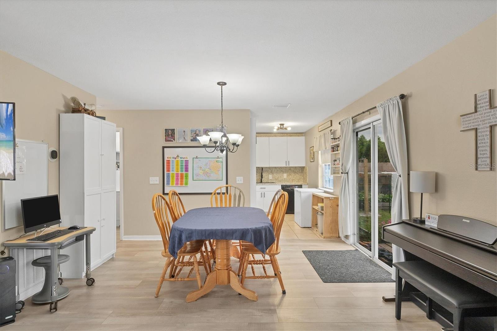 7590 LYNCREST ST — photo 19