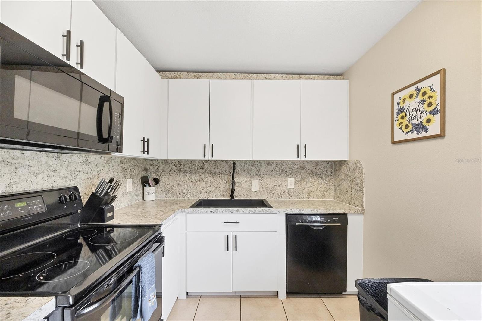 7590 LYNCREST ST — photo 16