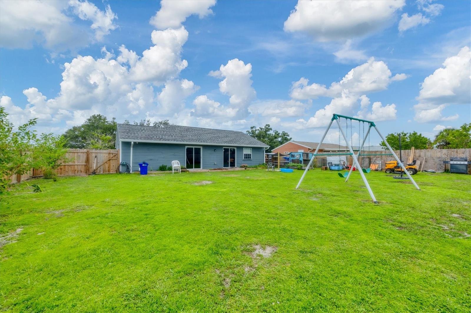 7590 LYNCREST ST — photo 31