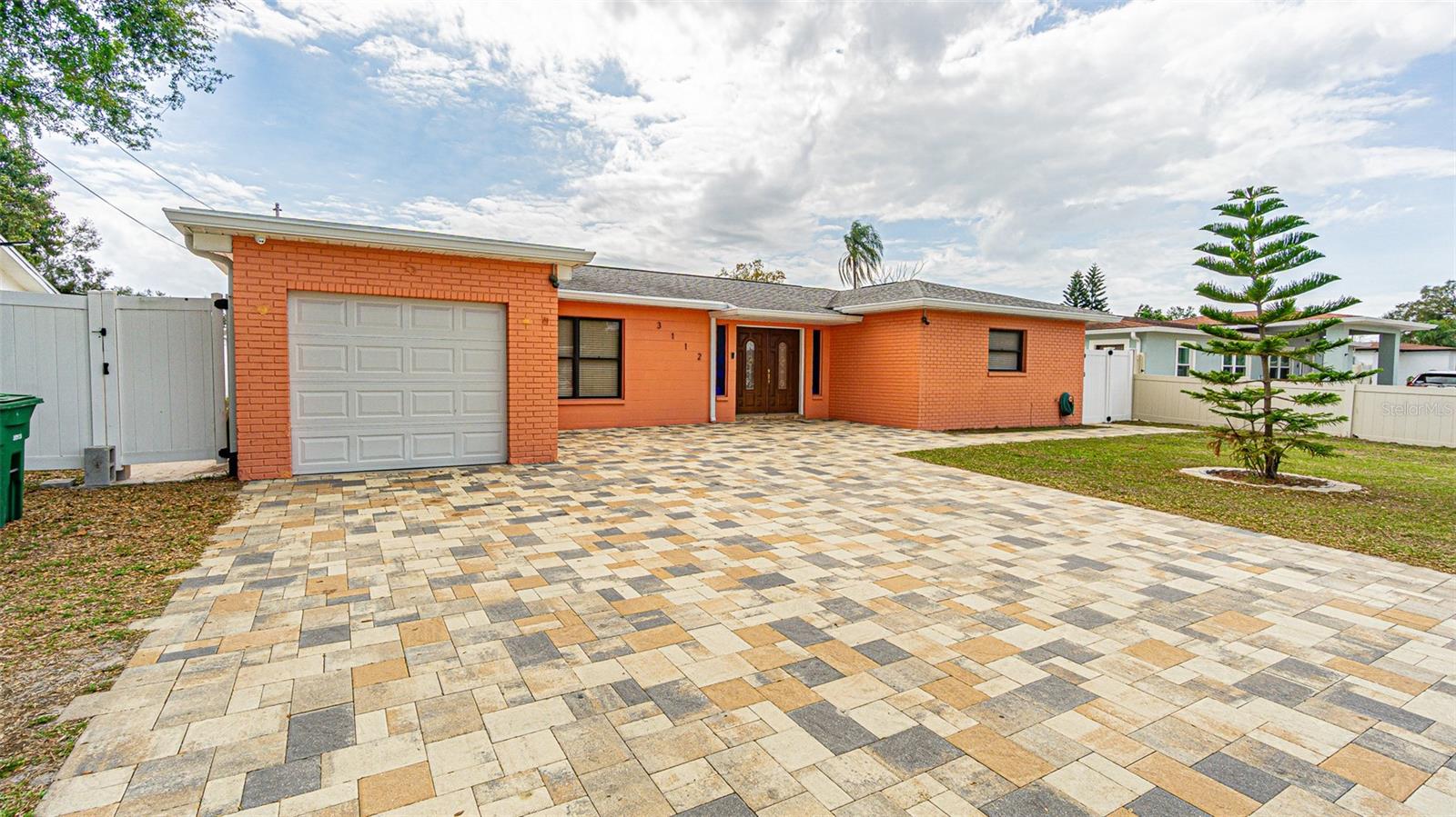 3112 W HENRY AVE — photo 3