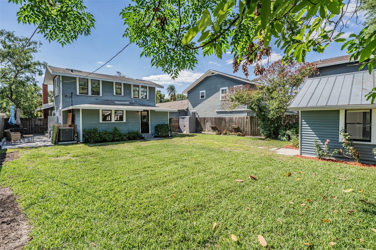 4109 N SEMINOLE AVE — photo 39