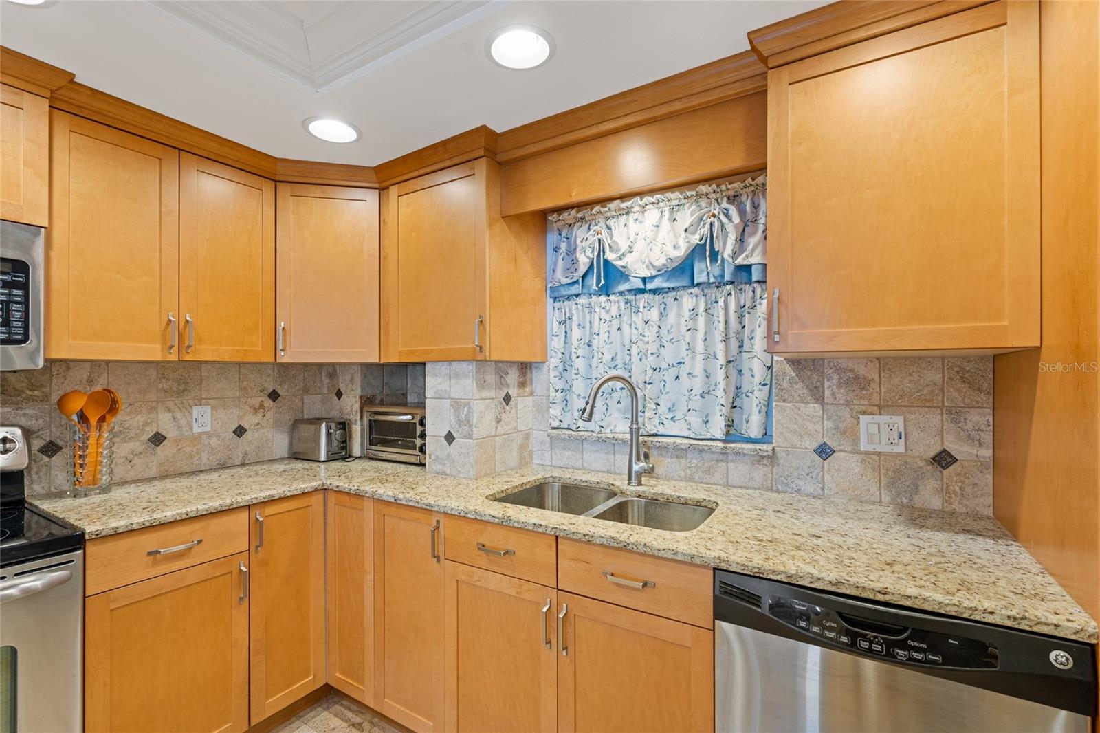 4950 GULF BLVD #605 — photo 18