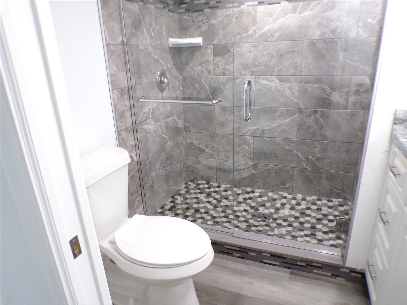 206 RAVENNA ST N — photo 14