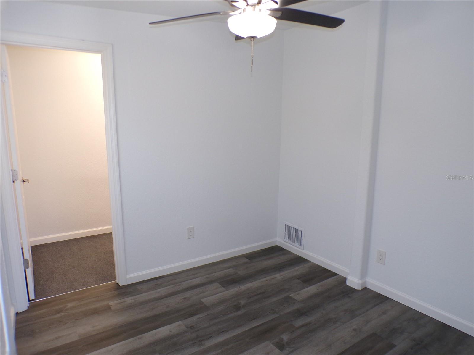 206 RAVENNA ST N — photo 20