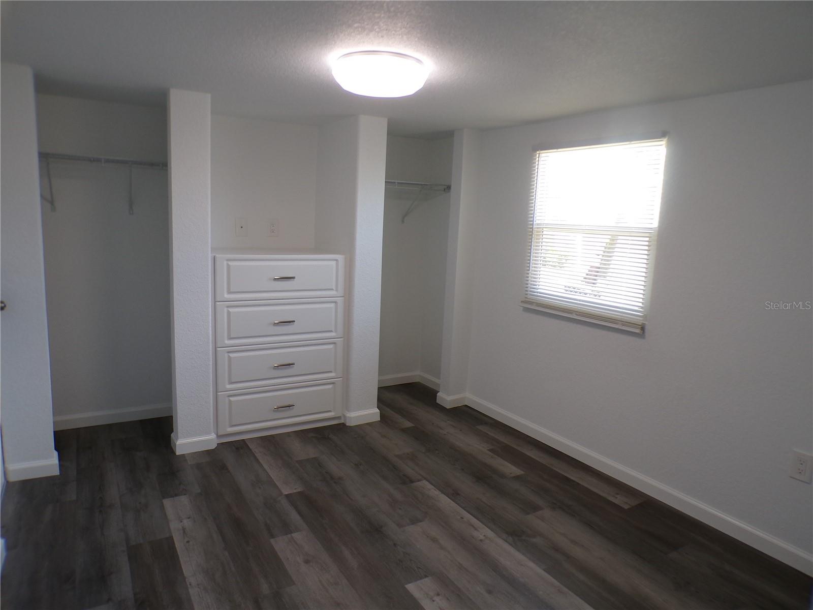 206 RAVENNA ST N — photo 18