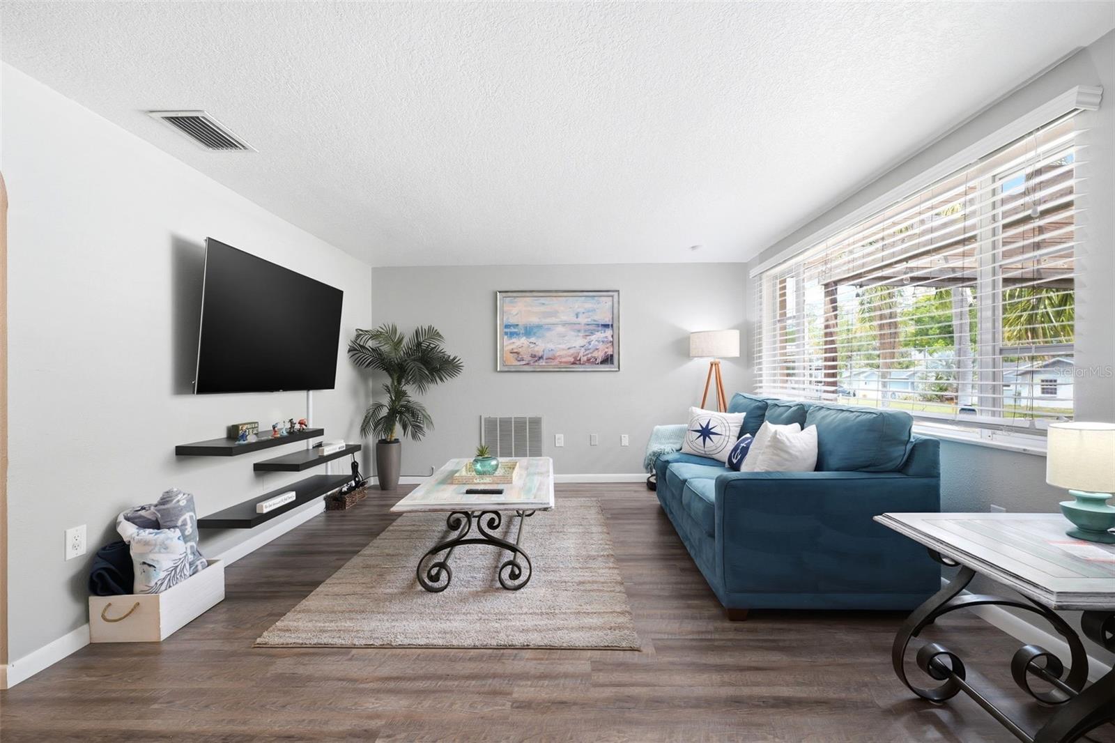 51 CYPRESS DR — photo 6