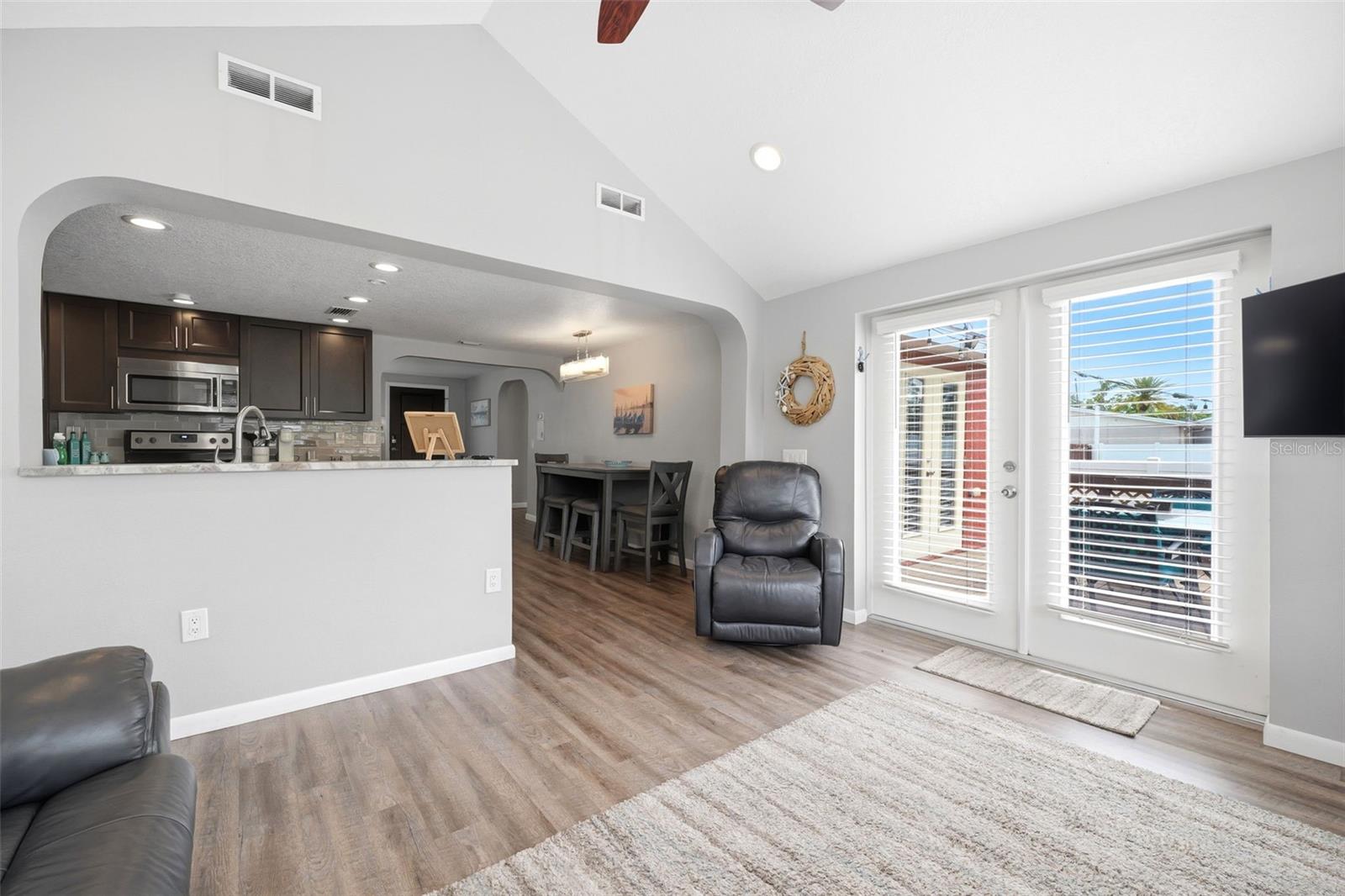 51 CYPRESS DR — photo 19