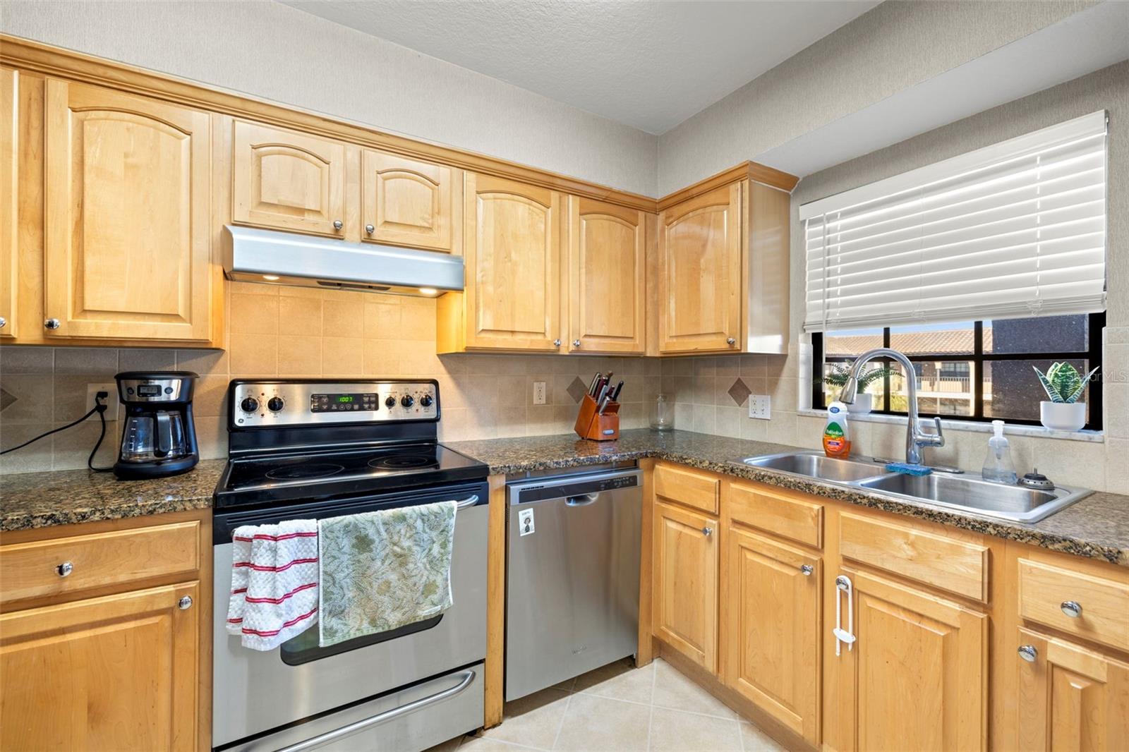 6100 GULFPORT BLVD S #414 — photo 9