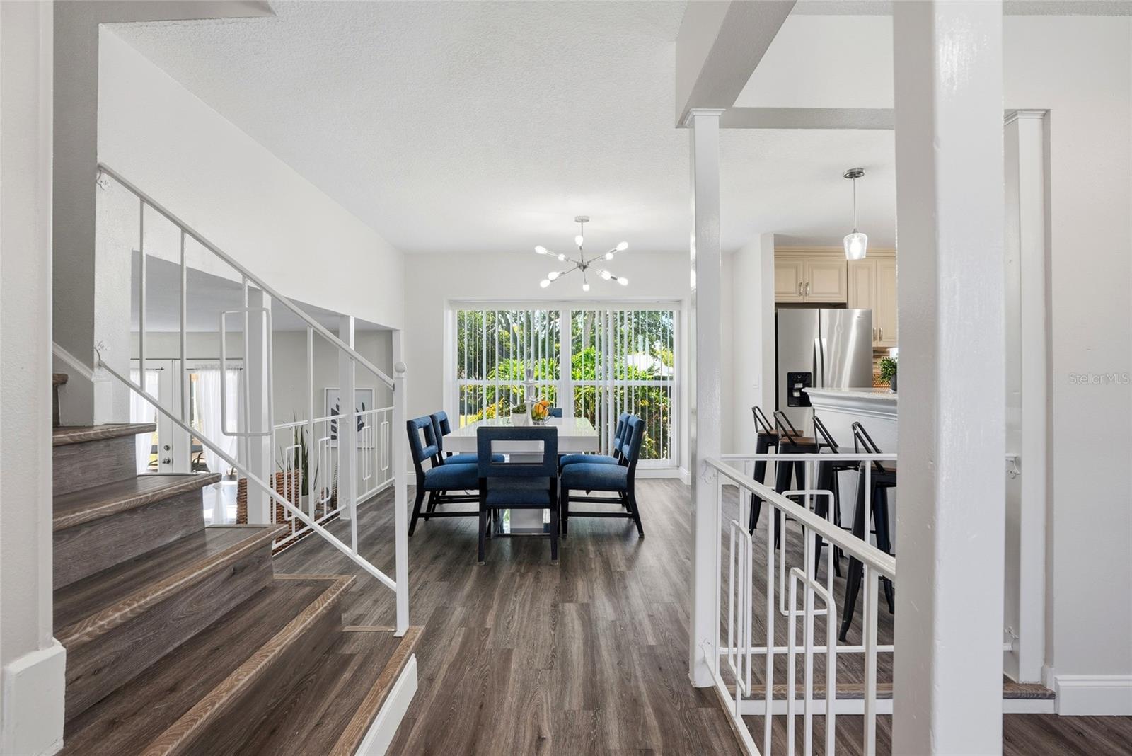 721 VILLAGE PL — photo 12