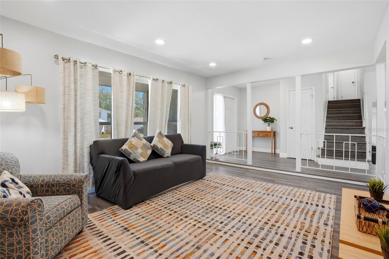 721 VILLAGE PL — photo 16