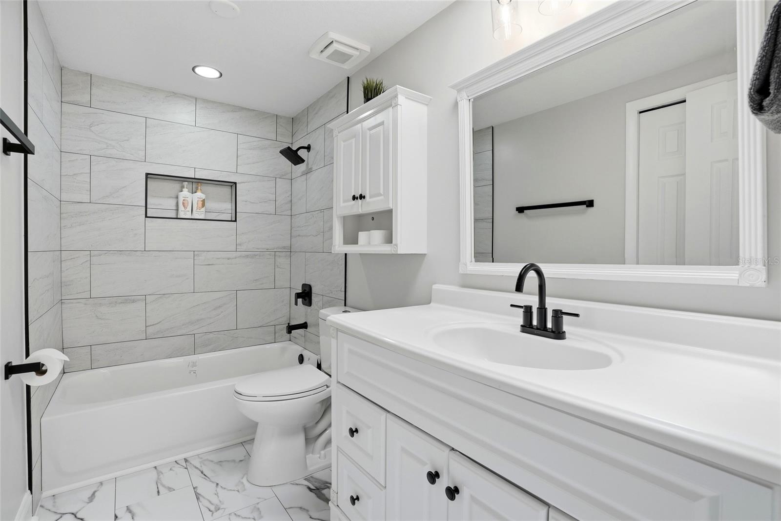 721 VILLAGE PL — photo 32