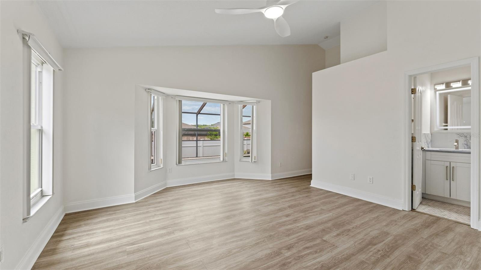 11708 CARROLLWOOD COVE DR — photo 14