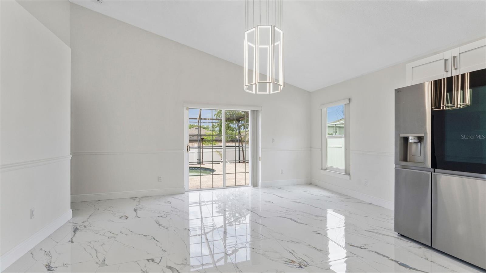 11708 CARROLLWOOD COVE DR — photo 8