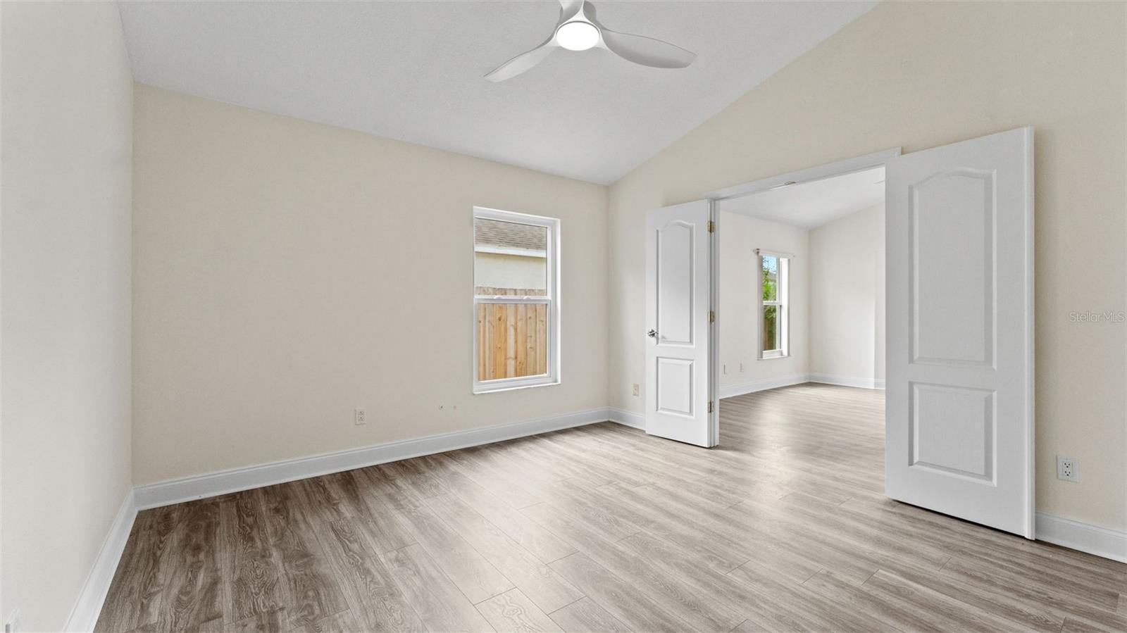 11708 CARROLLWOOD COVE DR — photo 17