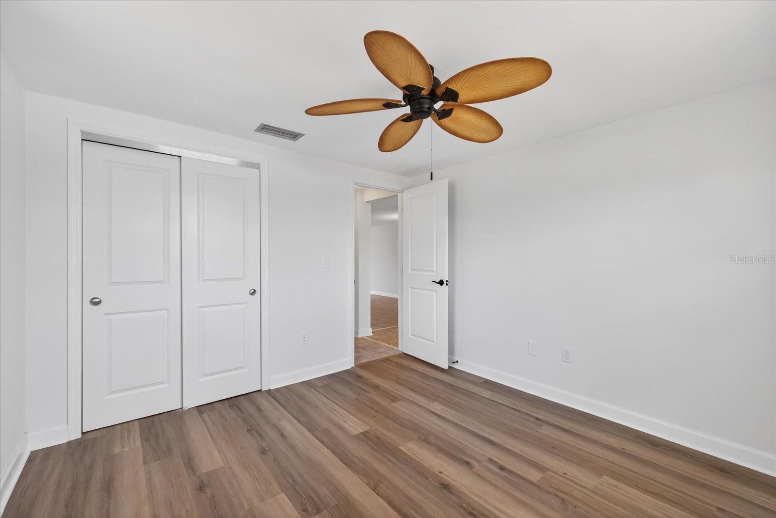 4116 HAMPTON DR — photo 16