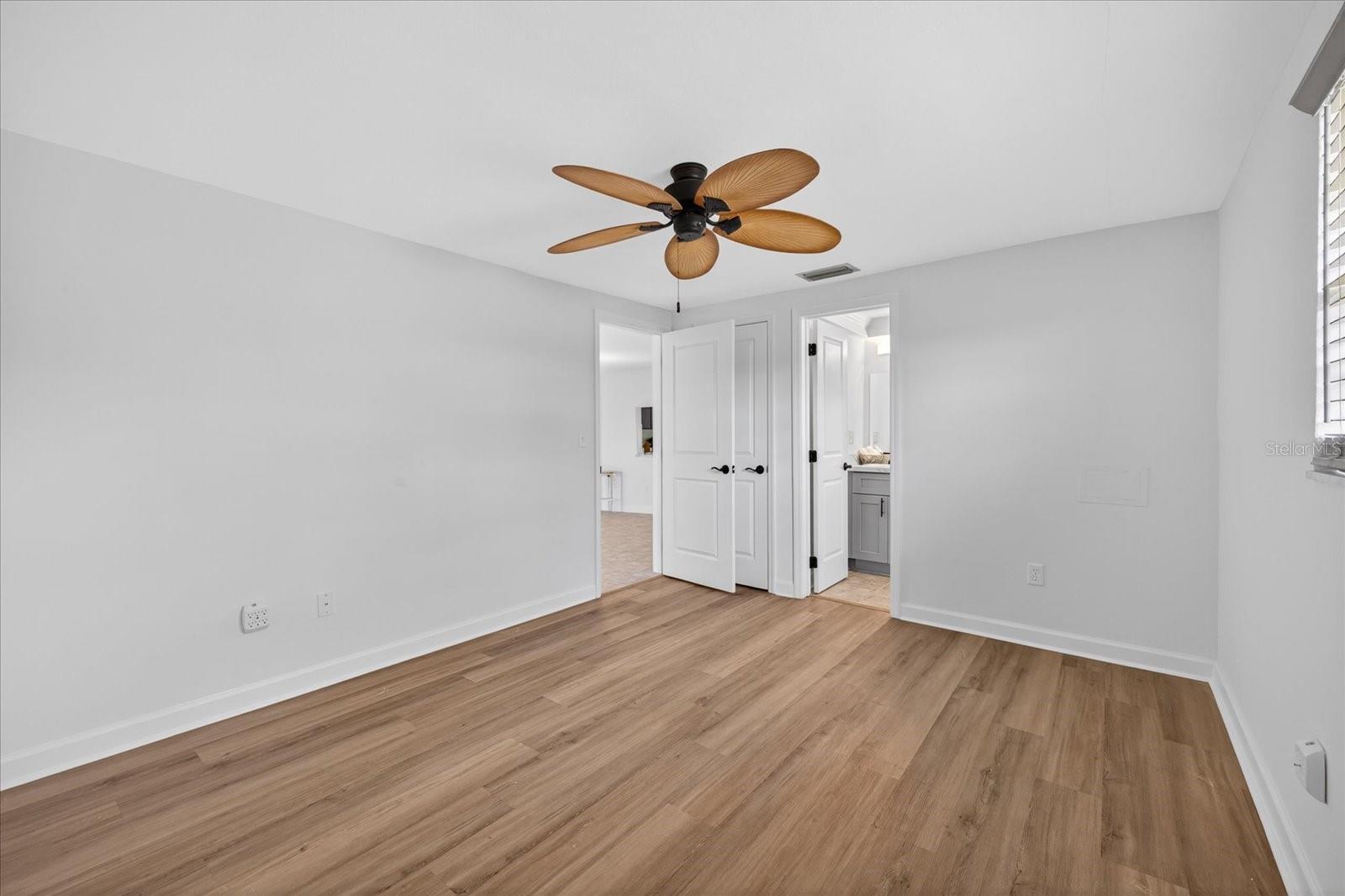4116 HAMPTON DR — photo 22
