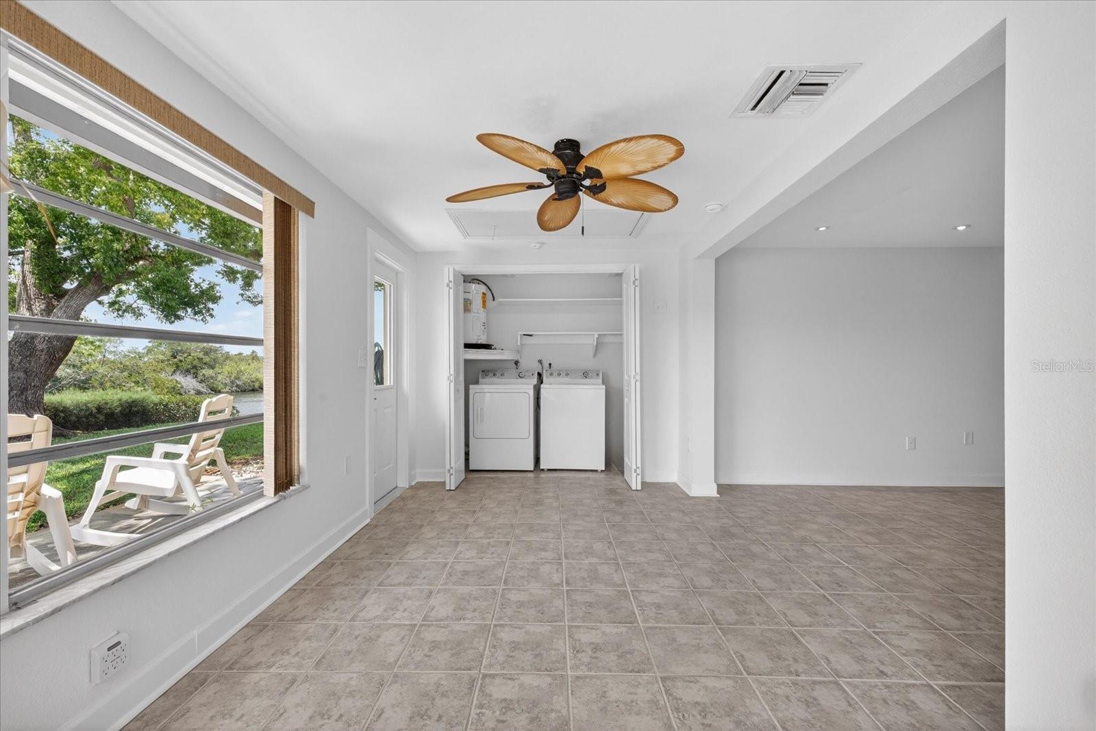 4116 HAMPTON DR — photo 20