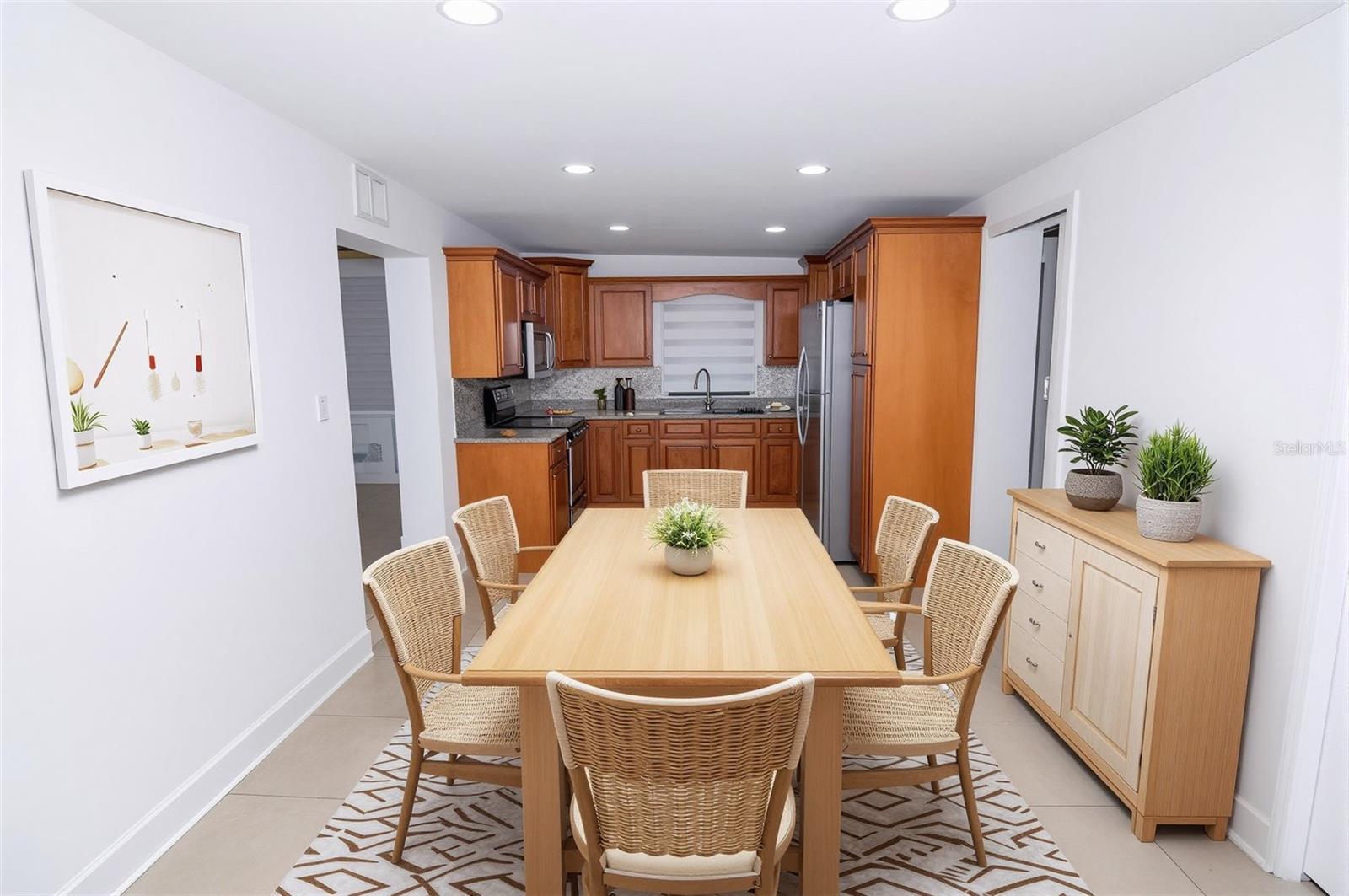 6506 SALINE ST — photo 31