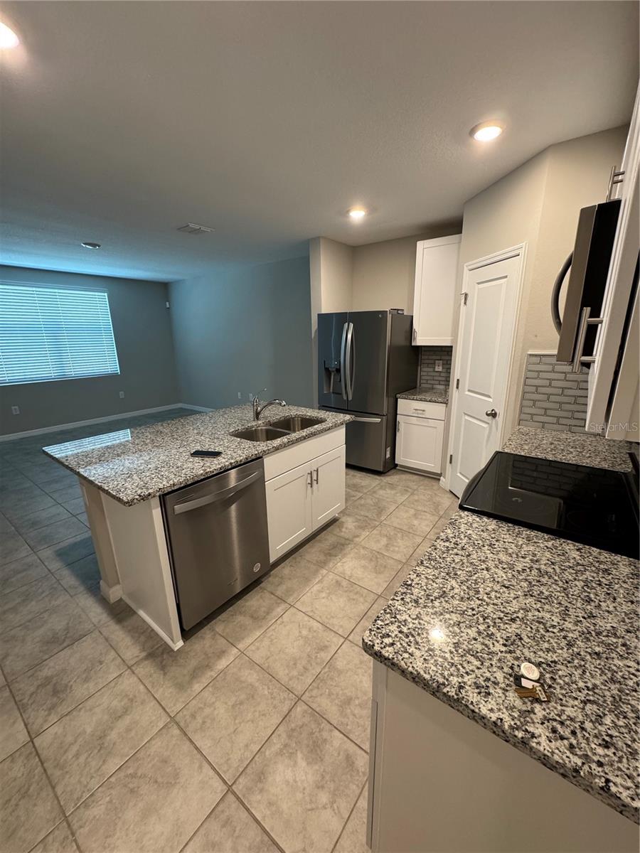 5860 OCEAN ISLE DR — photo 5
