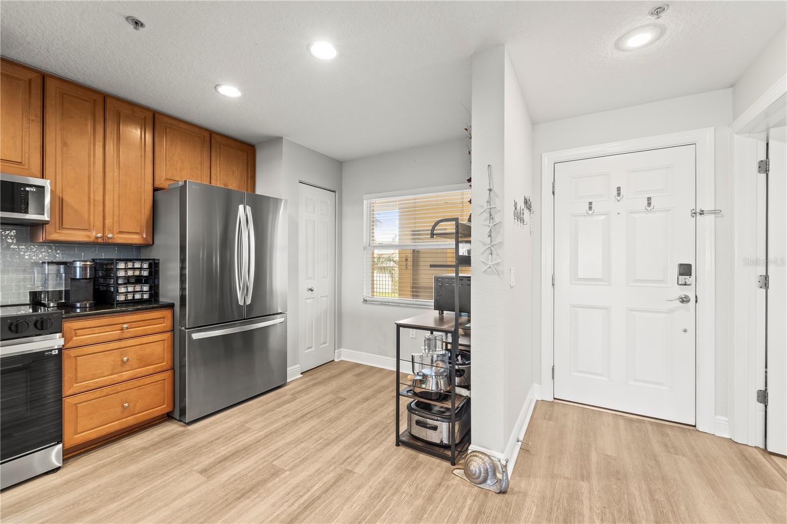 425 150TH AVE #2303 — photo 7