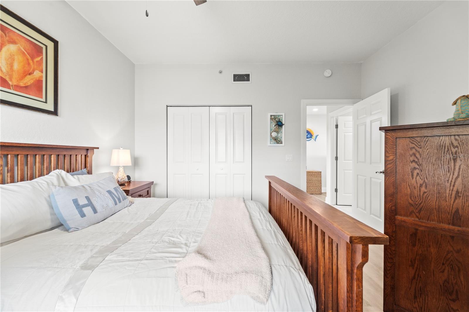 425 150TH AVE #2303 — photo 46