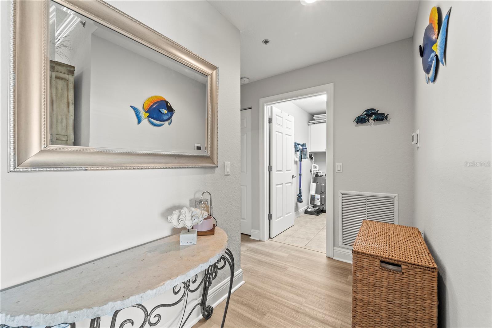 425 150TH AVE #2303 — photo 42