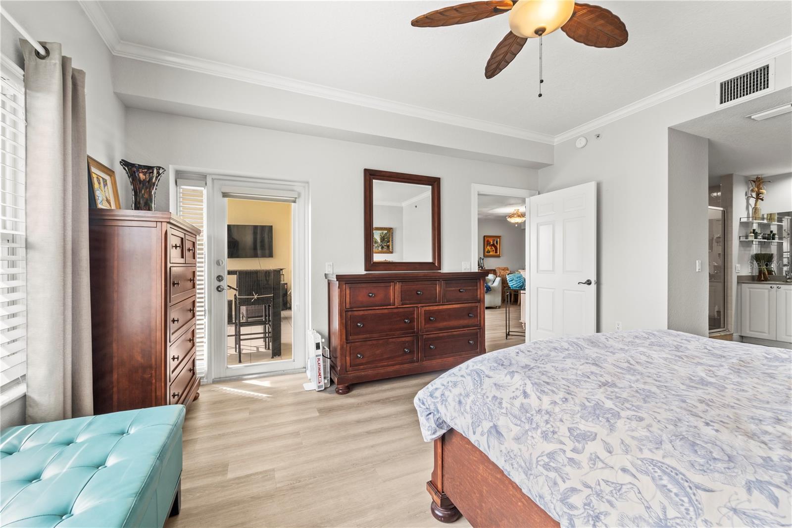 425 150TH AVE #2303 — photo 33