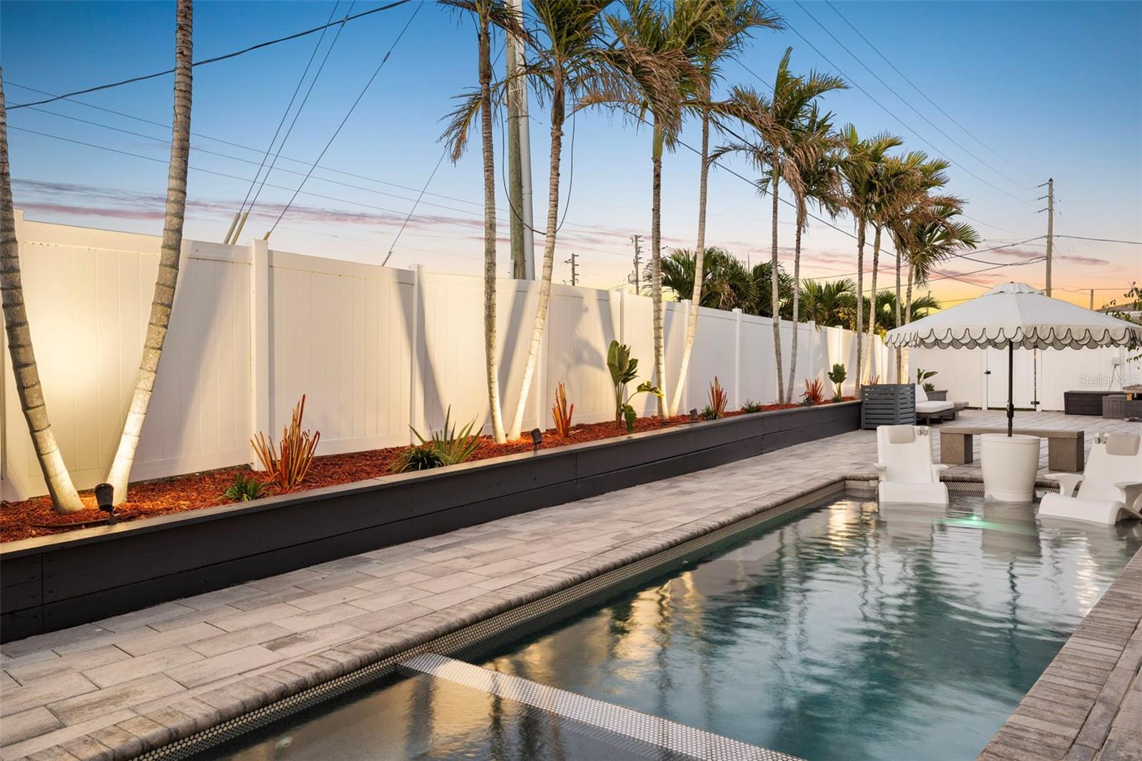 439 CAUSEWAY BLVD — photo 93