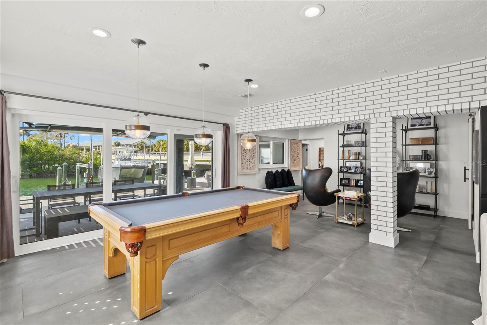 439 CAUSEWAY BLVD — photo 33