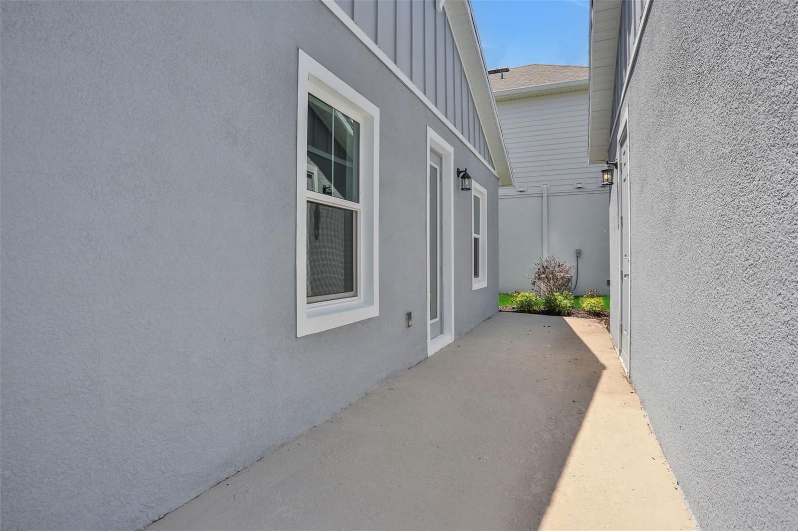 9135 WALCOTT LN — photo 29
