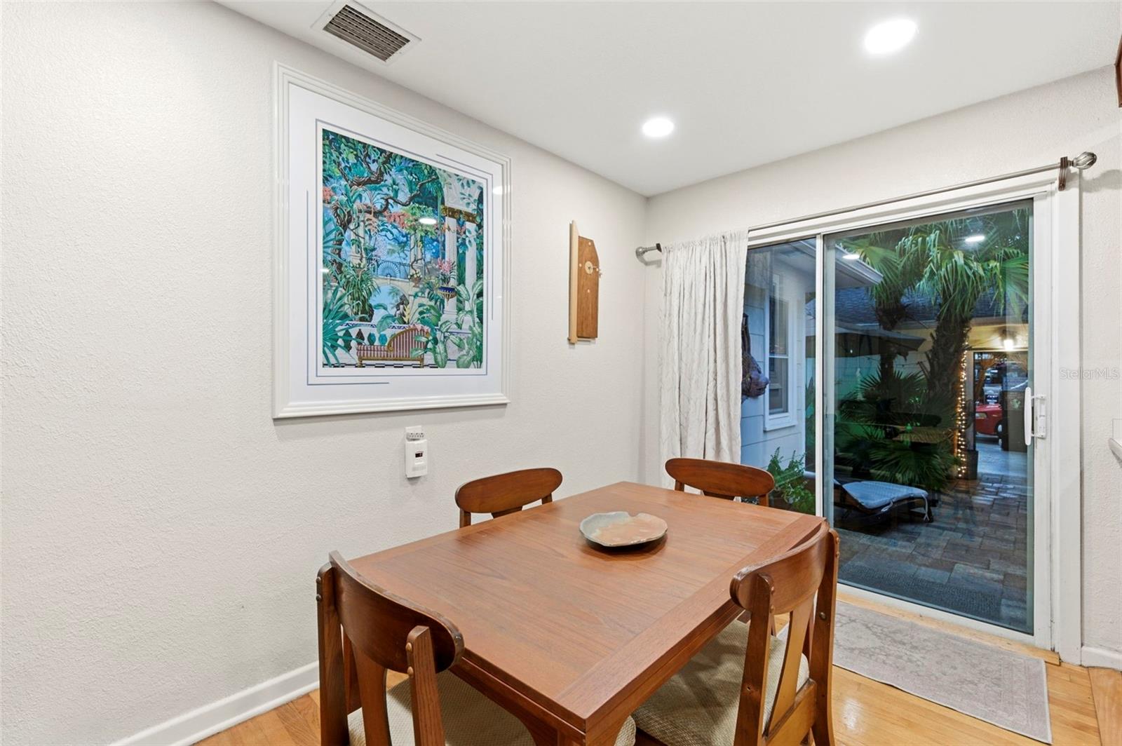 501 BROADWAY — photo 29