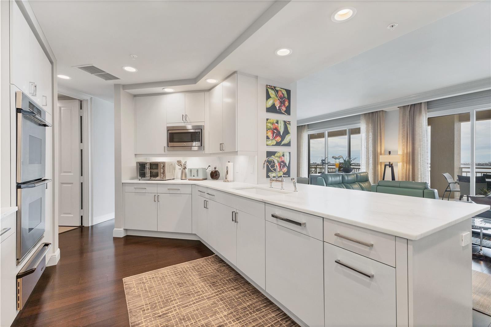 35 WATERGATE DR #1203 — photo 16