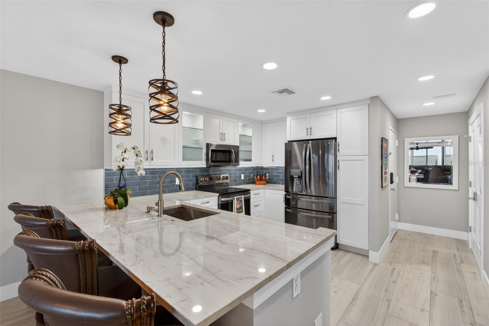 1080 W PEPPERTREE LN #305A — photo 9