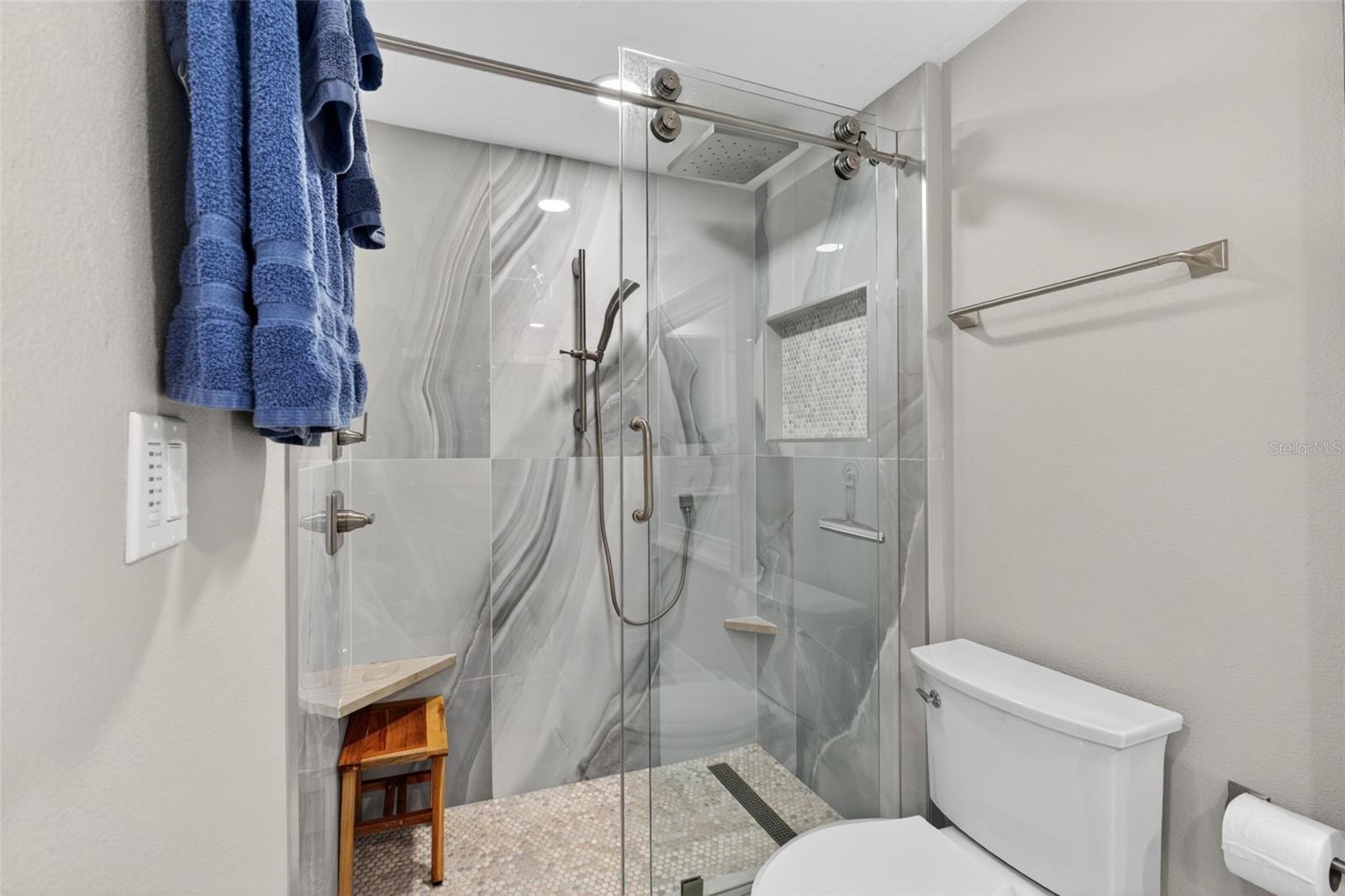1080 W PEPPERTREE LN #305A — photo 32
