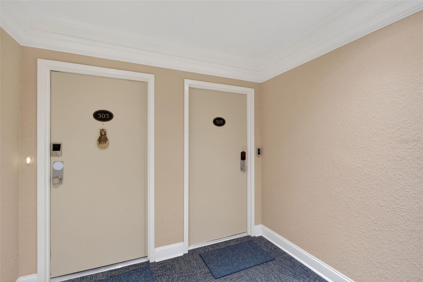 1080 W PEPPERTREE LN #305A — photo 5