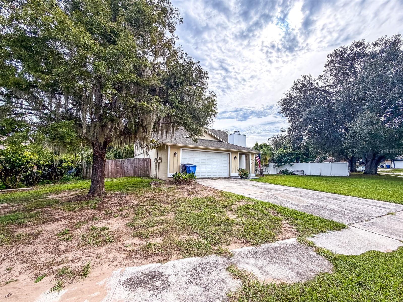 631 STONE DR — photo 38