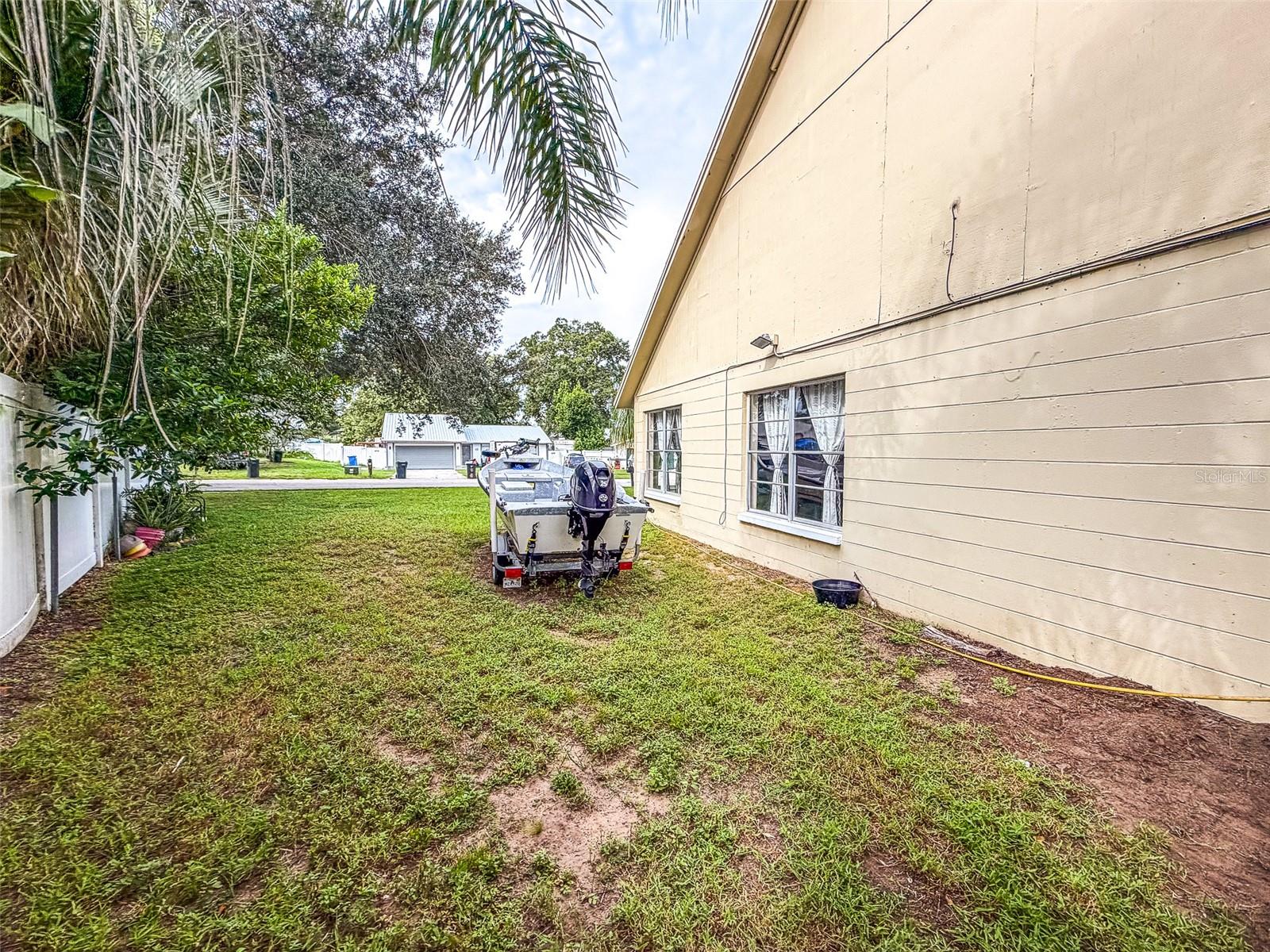 631 STONE DR — photo 40